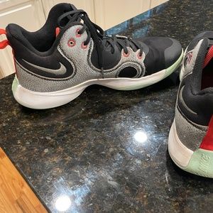 Men’s Nike Sneakers